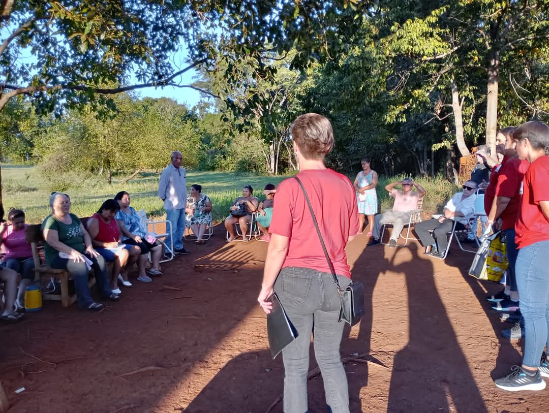 Desarrollaron una reunión informativa sobre regularización de tierras en el Barrio Virgen de Itatí